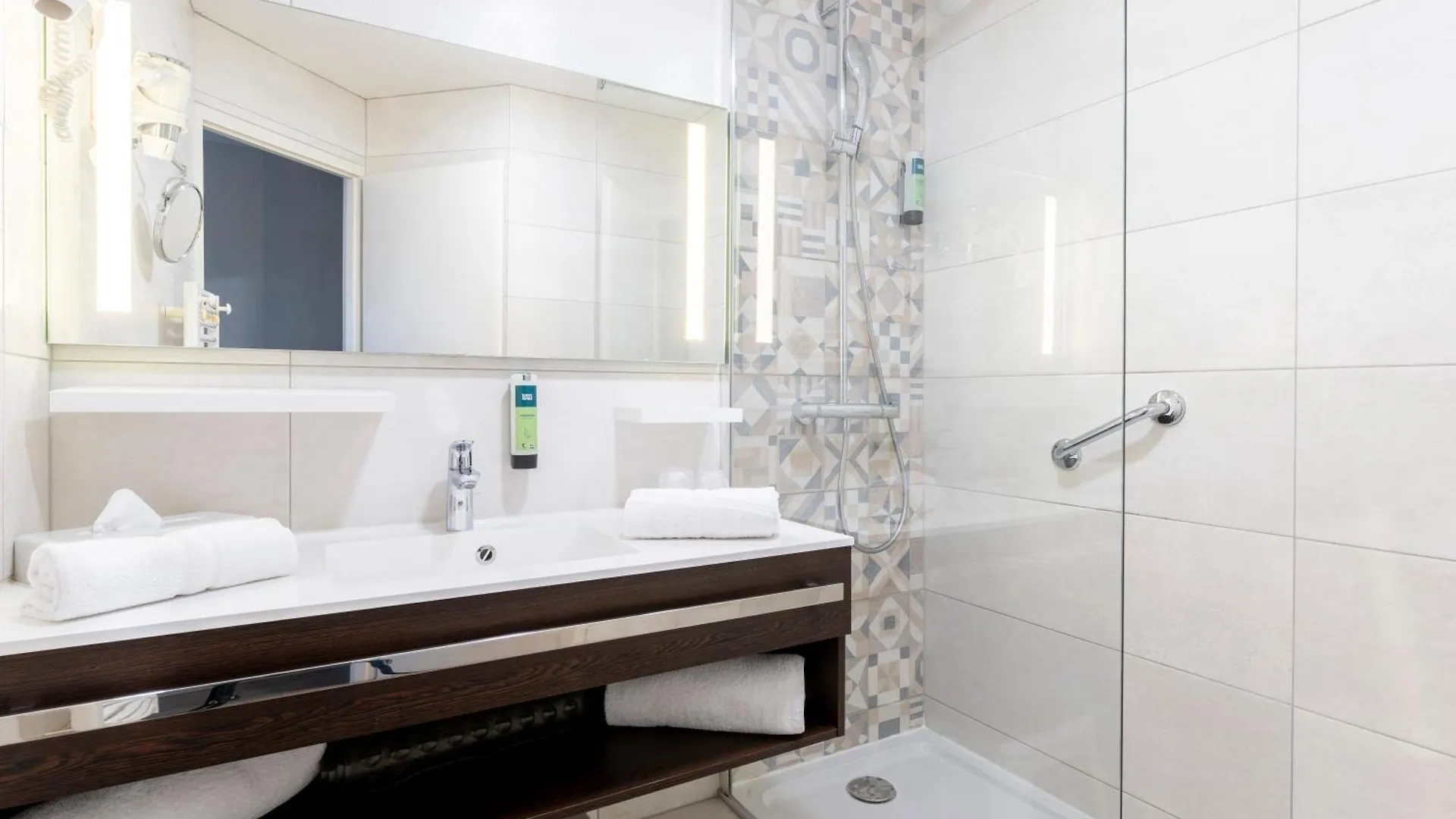 Logis Hotel Arc En Ciel Thonon-les-Bains