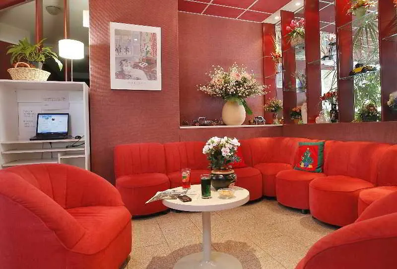 The Originals City, Hôtel L'Arc-En-Ciel, Thonon-les-Bains  France