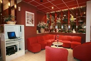 Logis Hotel Arc En Ciel Thonon-les-Bains France