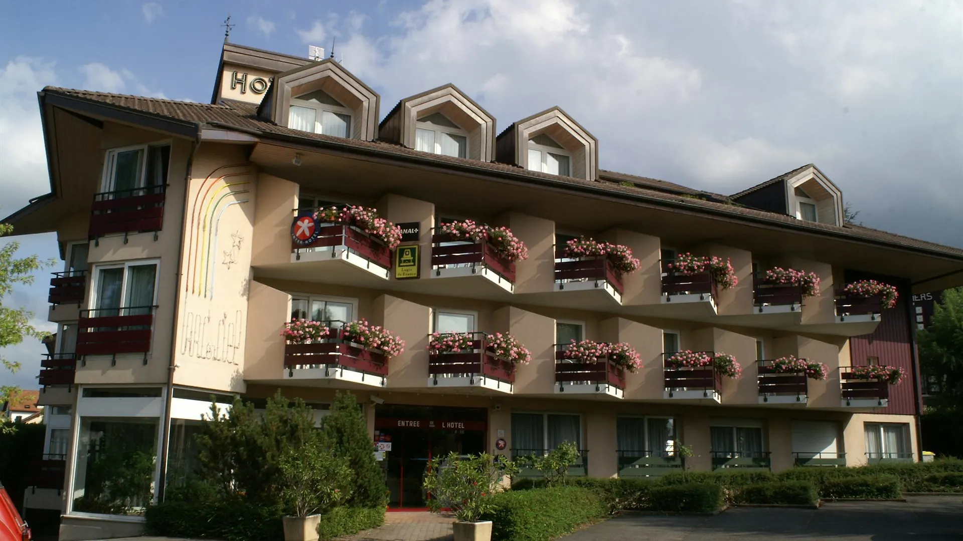 The Originals City, Hôtel L'Arc-En-Ciel, Thonon-les-Bains  3*,  France